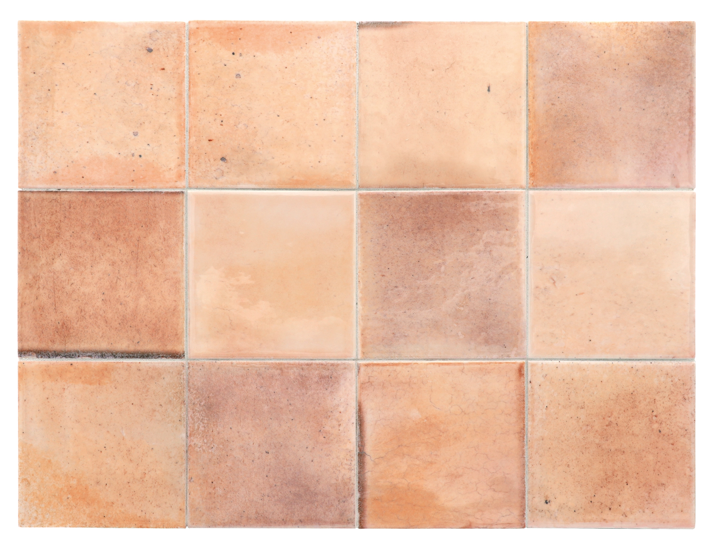 Verlegte Hanoi Pink Wandfliesen im Format 10x10 cm. Lebhafte V4 Variation der Glasur, im Raum verbaut.