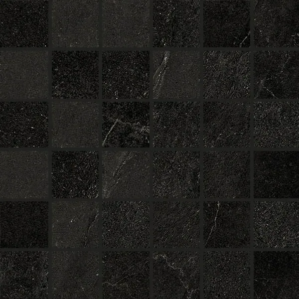 African Slate Dark: Mosaik 30×30 cm aus 5×5-cm-Steinchen in nahezu schwarzem Ton mit feinen hellen Adern, matt