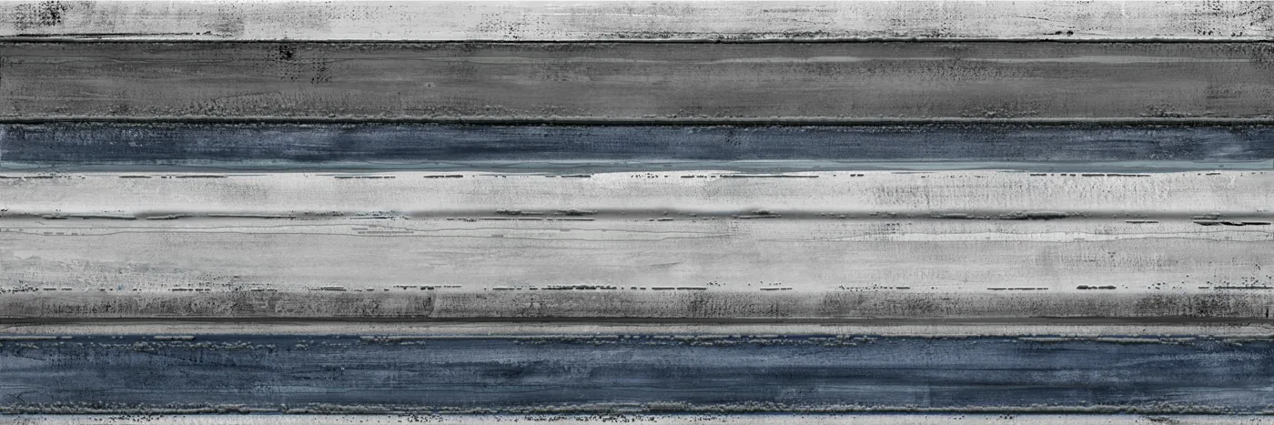Dekorfliese 30x90 cm mit breiten, wie gestrichen wirkenden Streifen in Dunkelgrau, Hellgrau, Weiß und Dunkelblau
