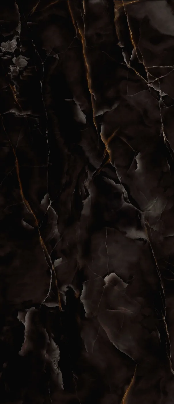 Schwarzbraune Marmoroptik-Platte im Format 120x278 cm mit glänzender Oberfläche und bernsteinfarbenen Onyxschlieren.