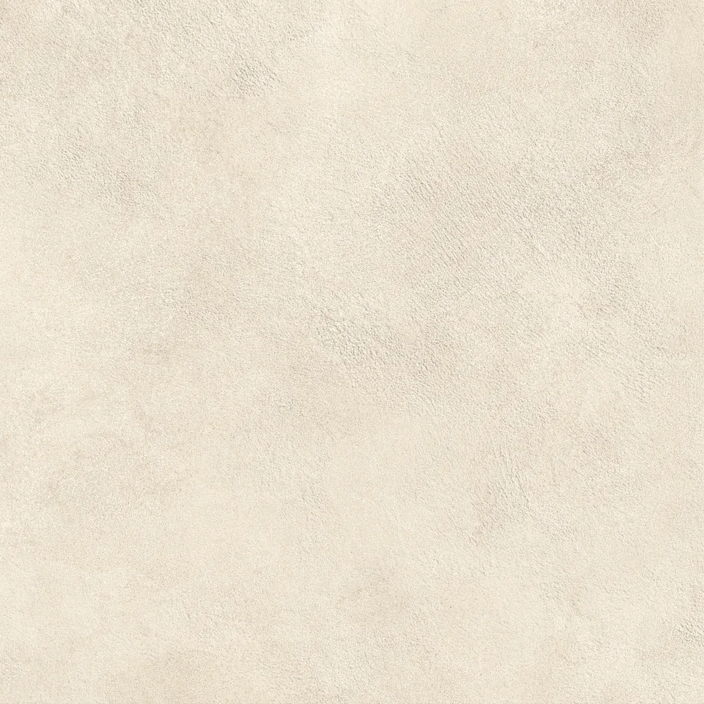 Cremebeige Betonoptik-Fliese 60×60 cm, matt, mit feiner wolkiger Lasur über die gesamte Fläche.