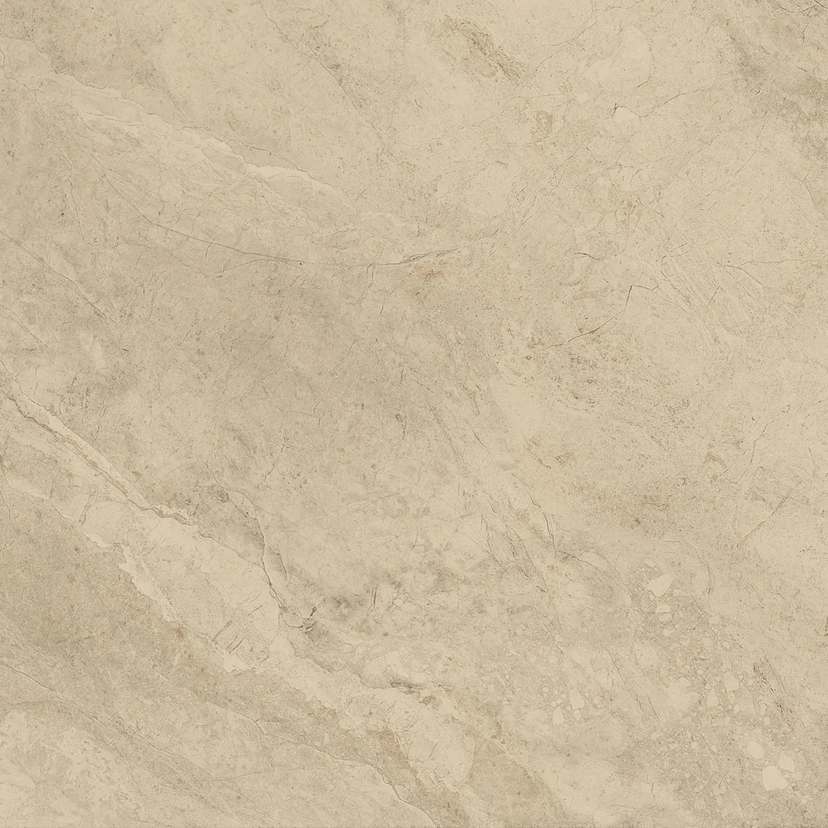 Sandbeige Fliese in Marmoroptik 60×60 cm in mattem Finish, mit feinen hellen Adern über die ganze Fläche.