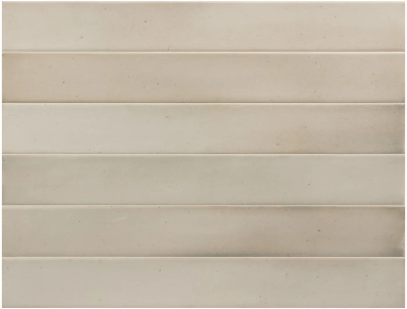 Rosé-lehmfarbene Wandfliese im 5×40-cm-Riemchenformat, matt glasiert mit erdigen Nuancen und changierender Oberfläche.
