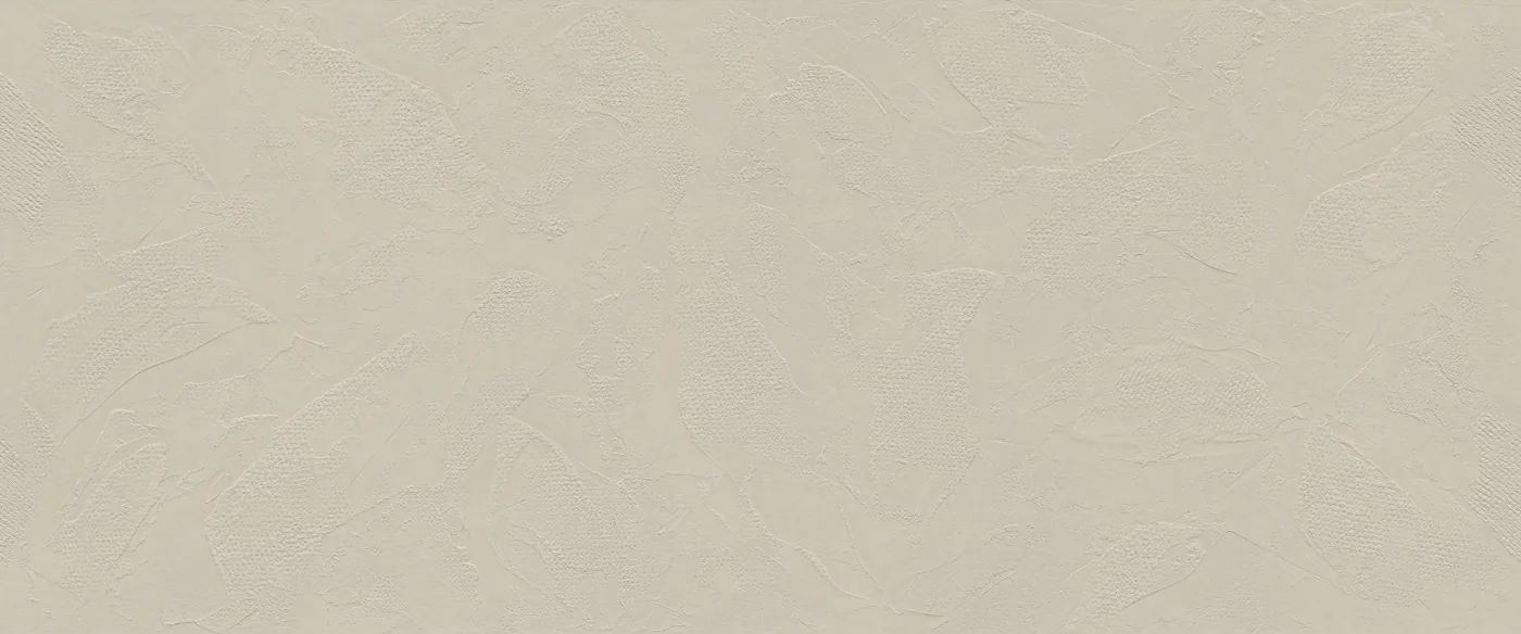 Graubeige Betonoptik-Fliese 50×120 cm mit unregelmäßig gespachtelter Reliefstruktur.