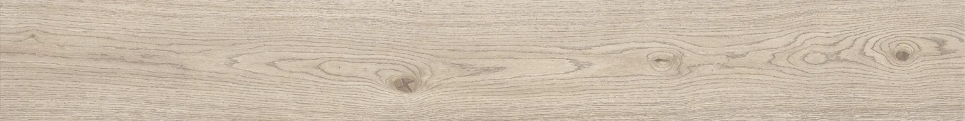 Hell sandgraue Holzoptik-Planke im Format 22,5x180 cm mit durchgehender Eichenmaserung und dunklem Astknoten in der Mitte.