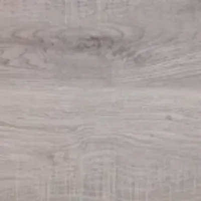 Wolkig-graue Holzoptik der Aequa-Serie von Castelvetro.