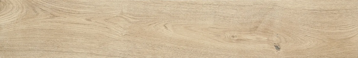 Holzoptik-Diele 20x120 cm in hellem Sandbeige mit ruhiger Längsmaserung und kleinem dunklem Astauge rechts.