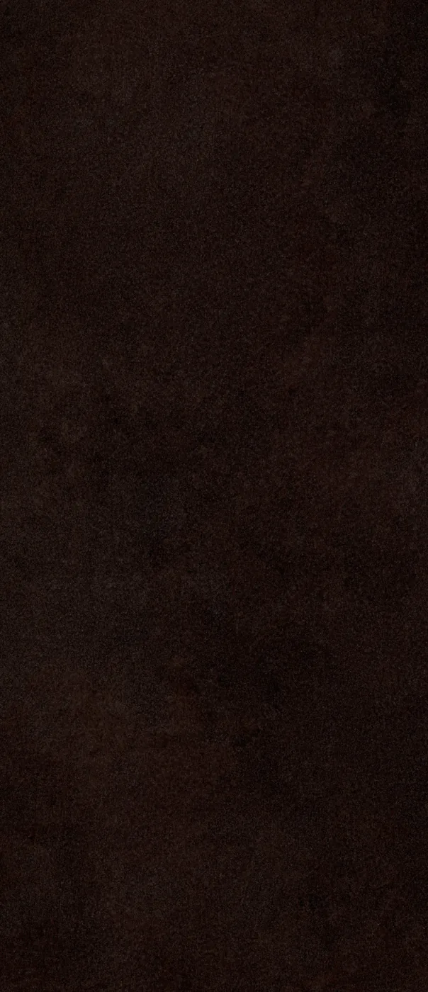 Fast schwarze Platte Grande Lume Ossidiana im Format 120x278 cm, glänzend, leicht wolkig getönt und fein gesprenkelt.