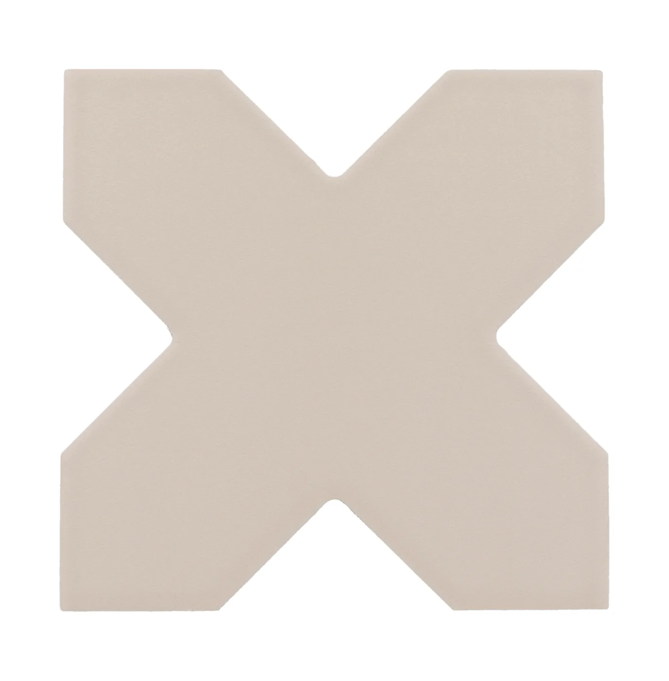 Kreuzförmige Bodenfliese in mattem Taupe-Beige, Format 12×12 cm, einfarbig glatt vor weißem Hintergrund.