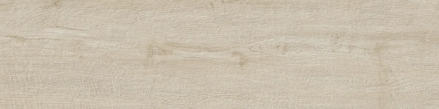 Sehr helle, cremefarbene Diele in Holzoptik 30×120 cm, matt, mit zarter Längsmaserung und feinen Ästen.