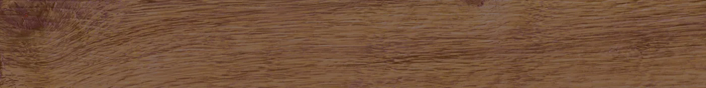 Rotbraune Diele in Holzoptik 15×120 cm, matt, mit kräftiger Längsmaserung und dunklen Farbnuancen.
