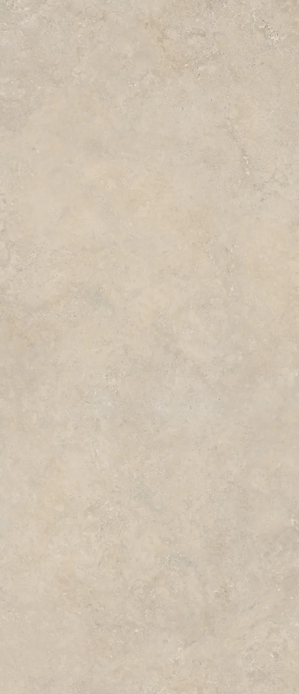 Beige Steinoptik-Platte 120x278 cm mit matter Oberfläche und wolkiger, travertinartiger Struktur.