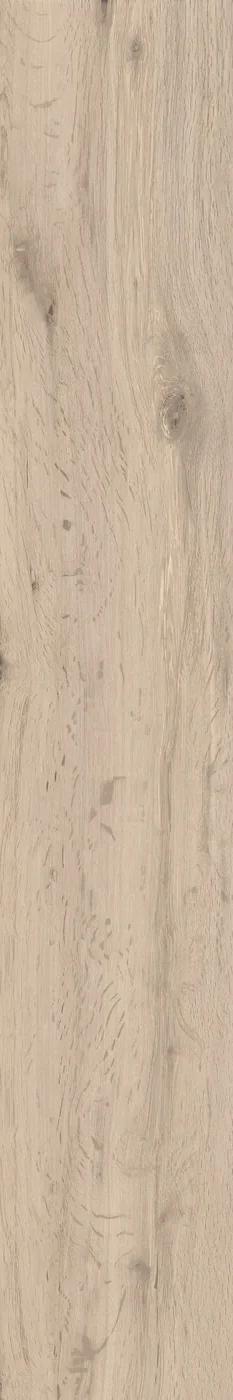 Helle, naturfarbene Holzoptik-Fliese 20x120 cm mit rustikaler Maserung, Ästen und feinen Rissspuren.