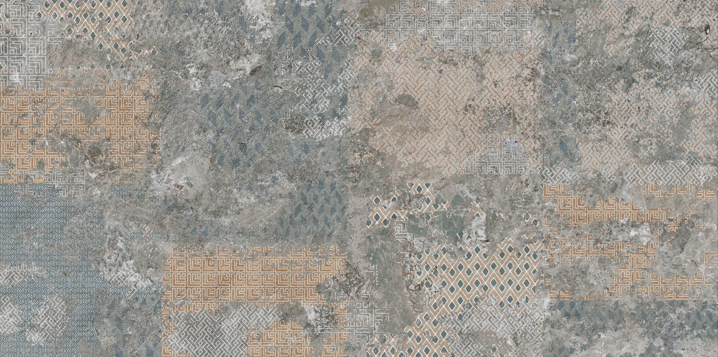 Graue Betonoptik im Format 60×120 cm, matt, mit verwitterten Ornamentfeldern im Patchwork.