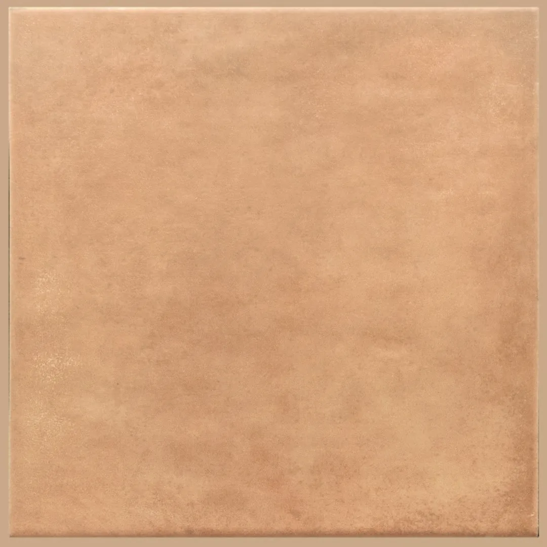 Terrakottafarbene Bodenfliese 20×20 cm, matt, mit weicher wolkiger Zementoptik in warmem Lehmton.