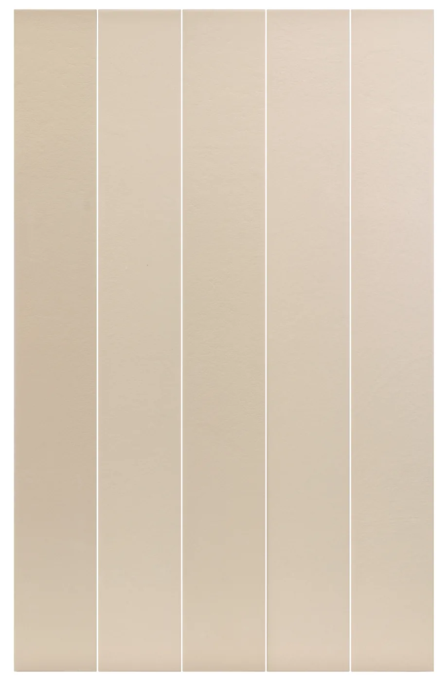 Helle cremebeige Steinoptik-Fliese im Langformat 7,5x60 cm, matt, mit feiner gleichmäßiger Oberflächenstruktur.