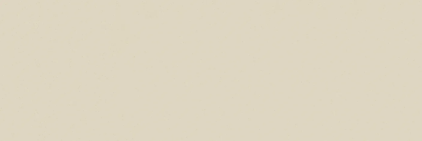 Elfenbeinfarbene matte Wandfliese 30×90 cm mit gleichmäßiger, ruhiger Oberfläche ohne Muster, frontal aufgenommen.