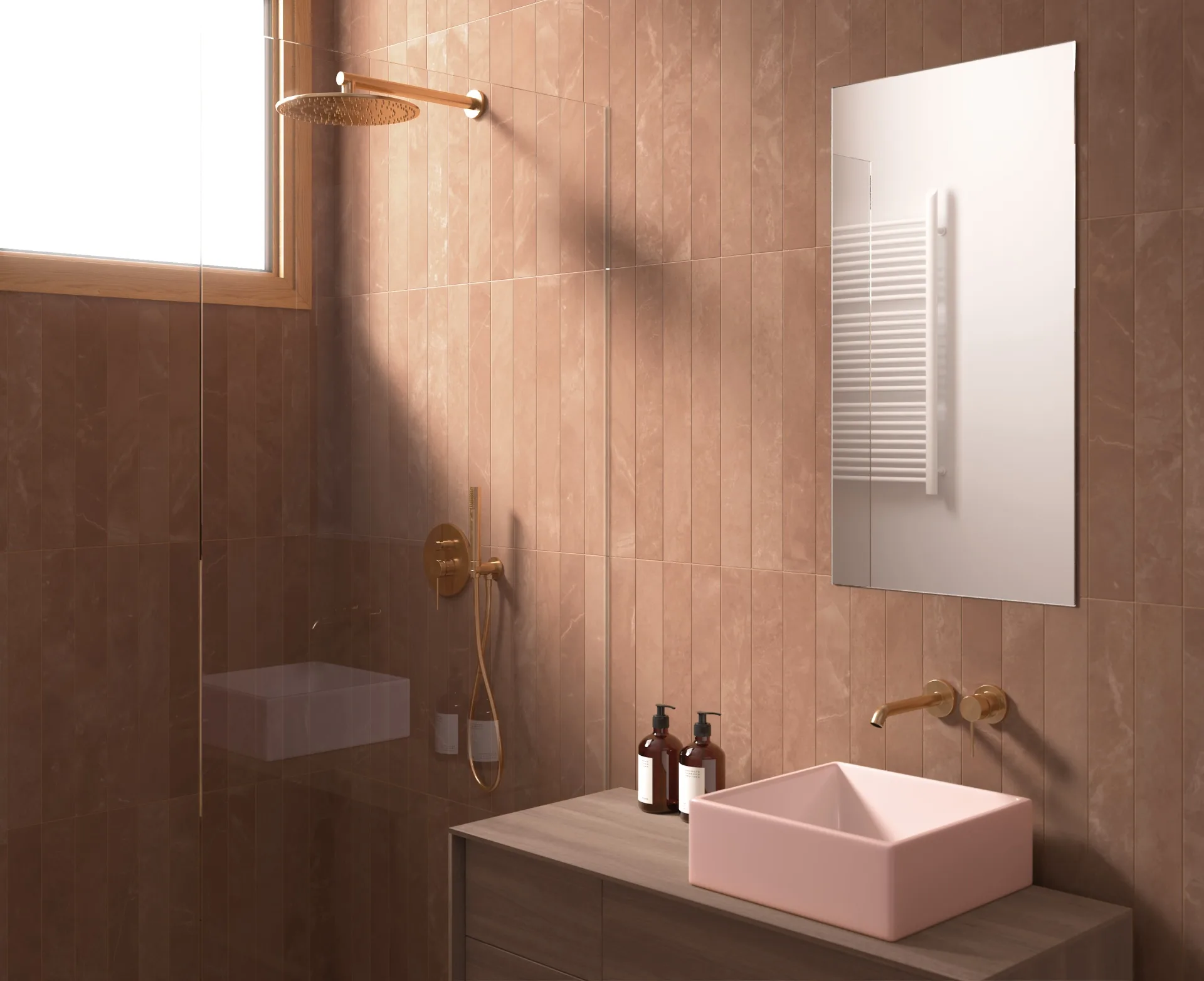 Equipe Marmoris Cotto in der Dusche: terracottafarbene Riemchen mit goldener Armatur und rosa Becken.