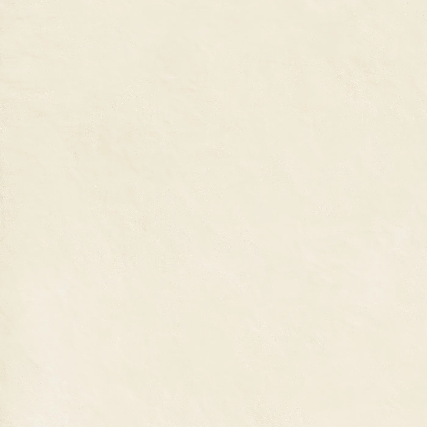 Quadratische Bodenfliese in warmem Cremebeige, matte Oberfläche mit fein wolkiger, spachtelartiger Struktur