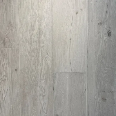 Vorschau Silber der Classic Oak-Serie von Interbau.
