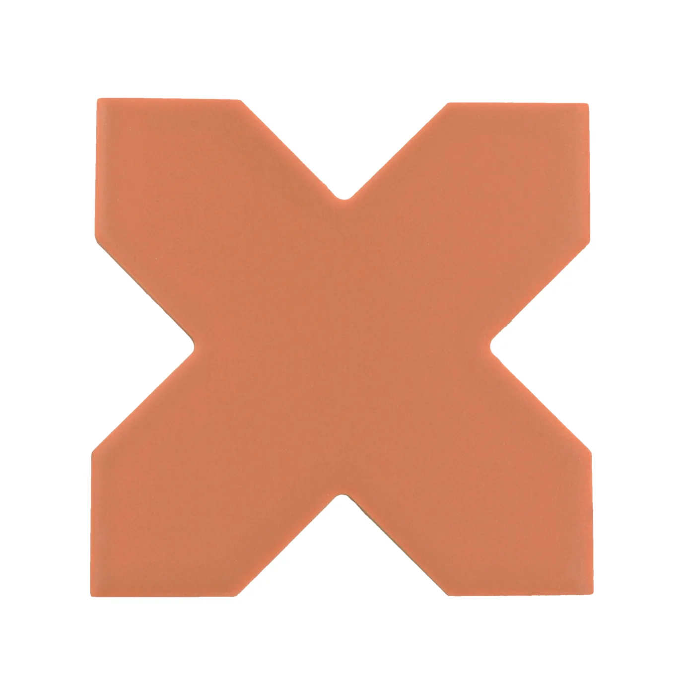 Kreuzförmige Bodenfliese in mattem warmem Terracotta, Format 12×12 cm, einfarbig glatt vor weißem Hintergrund.