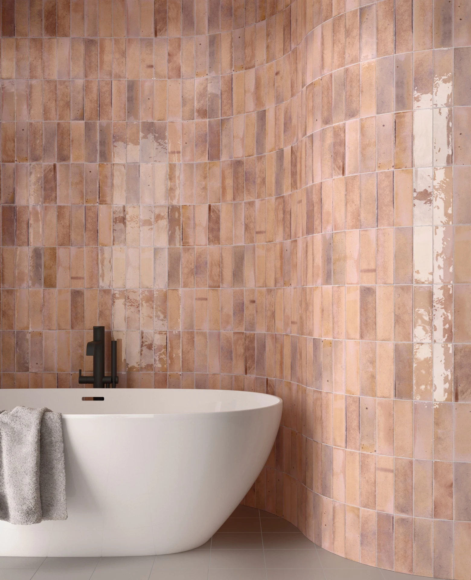 Raumszene mit verlegten Hanoi Wandfliesen in Pink Glasur, Showroom im Vintage Stil.
