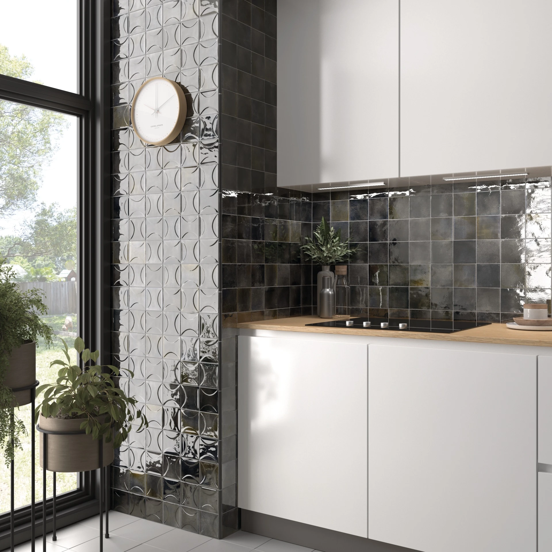 Raumszene mit verlegten Hanoi Wandfliesen in Black Ash Glasur, Showroom im Vintage Stil.