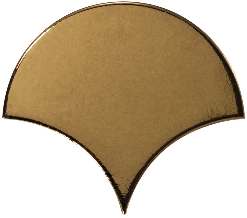 Fächerförmige Wandfliese in metallischem Bronze, glänzend glasiert, Format 10,6x12 cm, mit gleichmäßig deckender Oberfläche.
