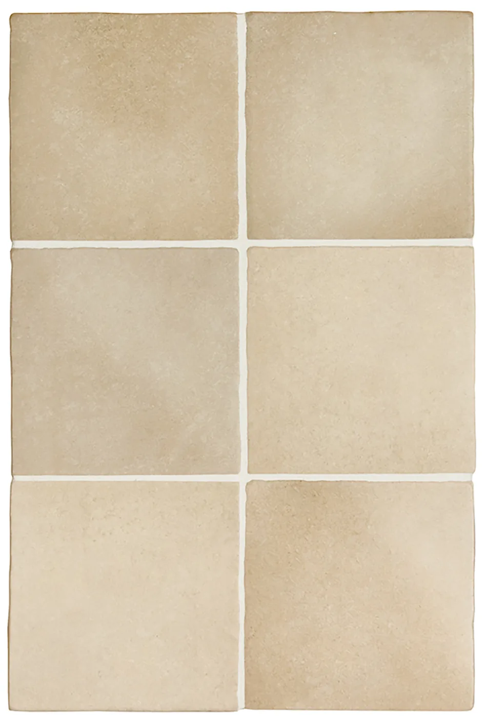 Sandbeige matte Steingut-Wandfliese, 13,2×13,2 cm, quadratisch im Raster verlegt, mit changierendem Farbspiel.