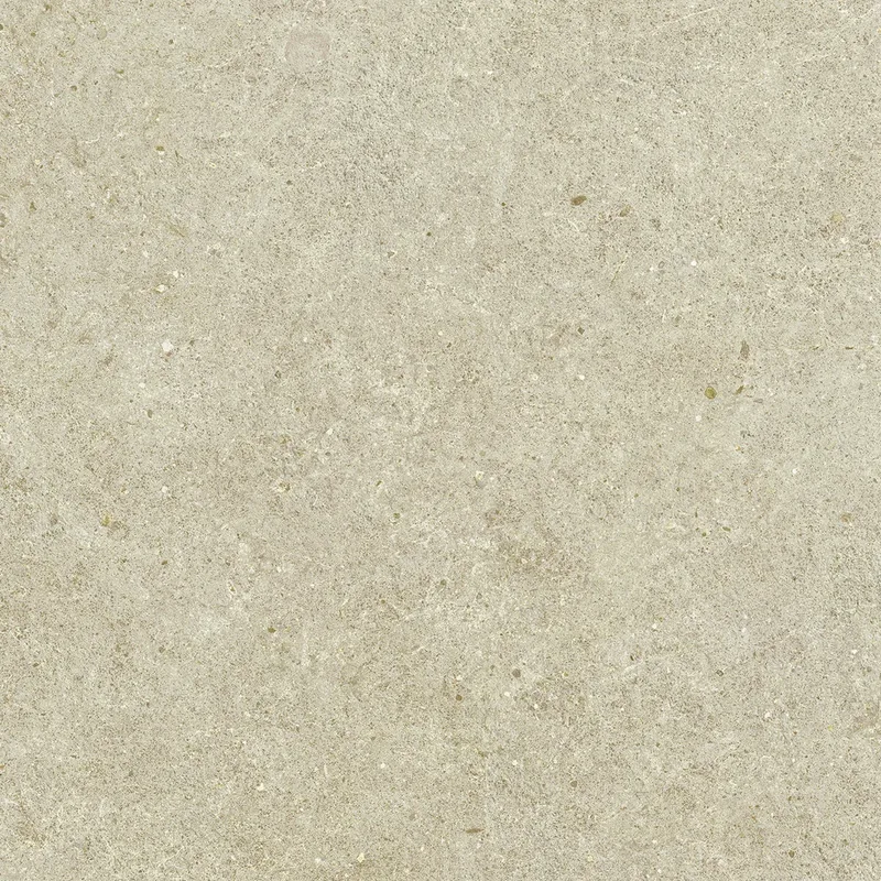 Warm sandfarbene Steinoptik mit feiner Körnung und hell-dunklen Adern in Nahaufnahme.