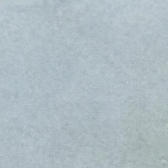 Quadratischer Taco-Einleger in graublauem Aqua mit matter, fein changierender Oberfläche.