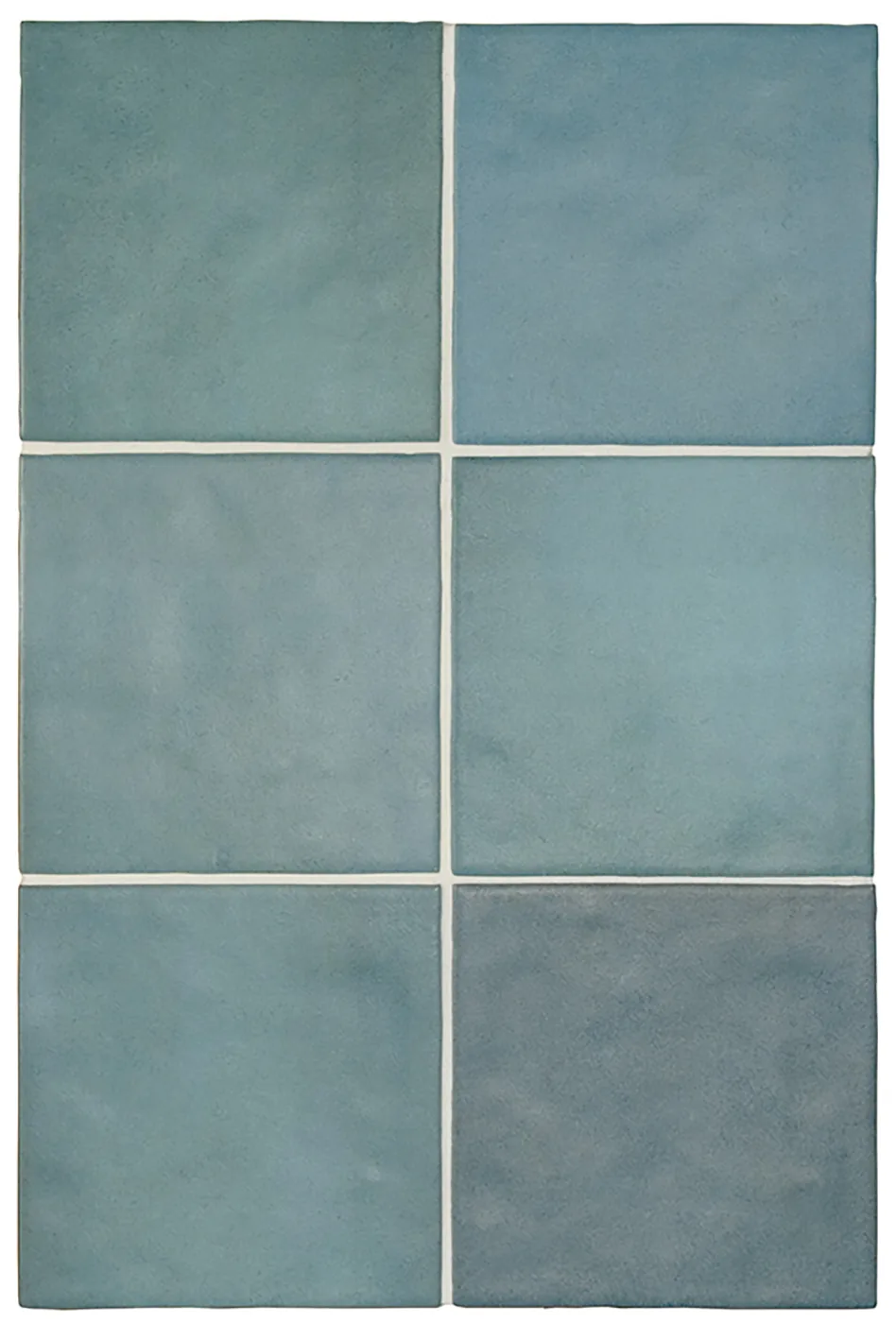 Graugrün-petrol matte Steingut-Wandfliese, 13,2×13,2 cm, quadratisch im Raster verlegt, mit changierendem Farbspiel.