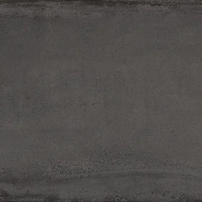 Tiefschwarze, matte Wandfläche der Materika-Serie von Castelvetro.